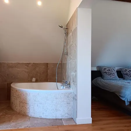 Villa Maison De Avec Piscine Vallon-en-Sully